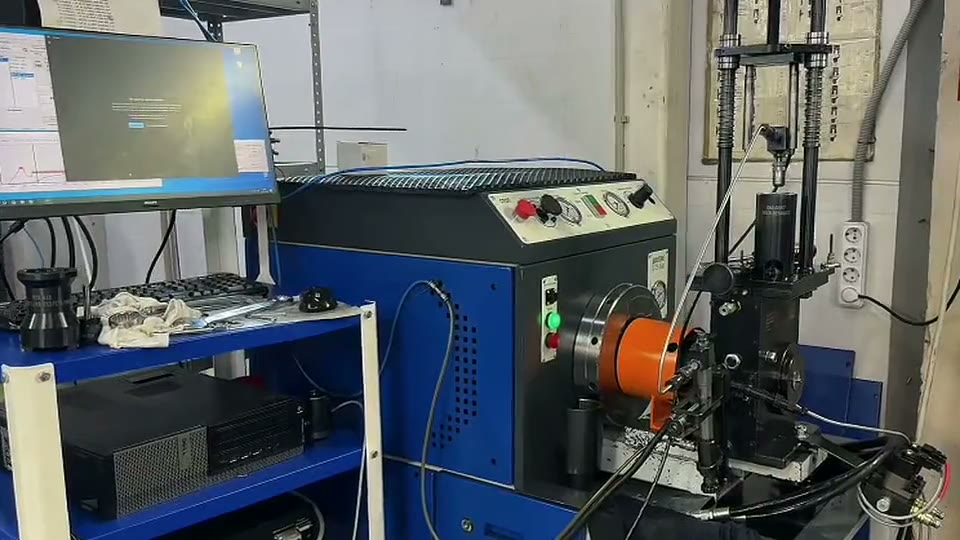 Реальный кадр работы диагностического стенда в сервисе Dieselmix